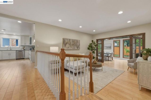 1621 Harvest Rd, Pleasanton, CA 94566