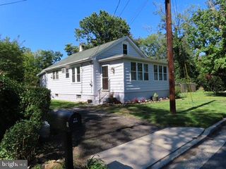 9 FRAZIER ST, Burlington, NJ 08016