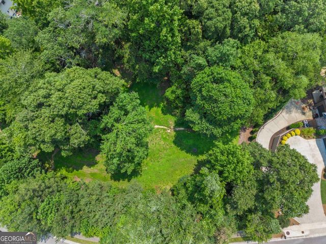 1748 Oak Tree Hollow, Gainesville, GA 30501