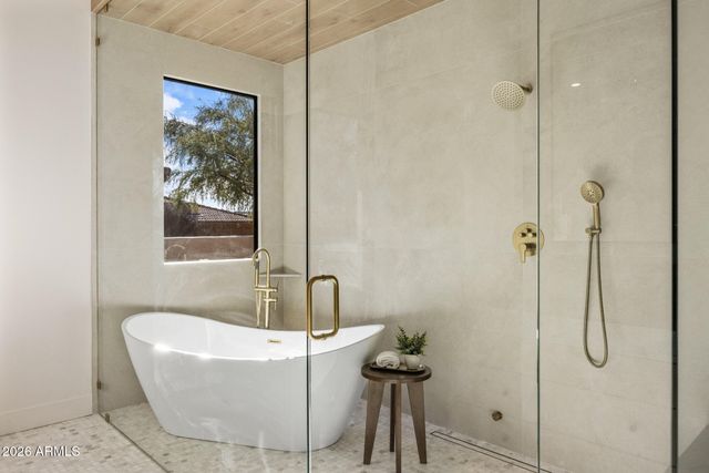 10874 E DALE Lane, Scottsdale, AZ 85262