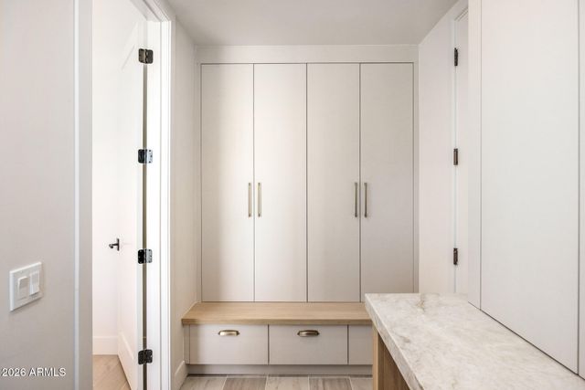 10874 E DALE Lane, Scottsdale, AZ 85262