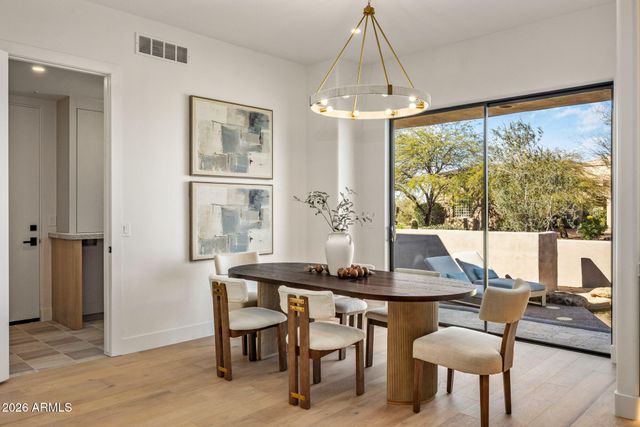 10874 E DALE Lane, Scottsdale, AZ 85262