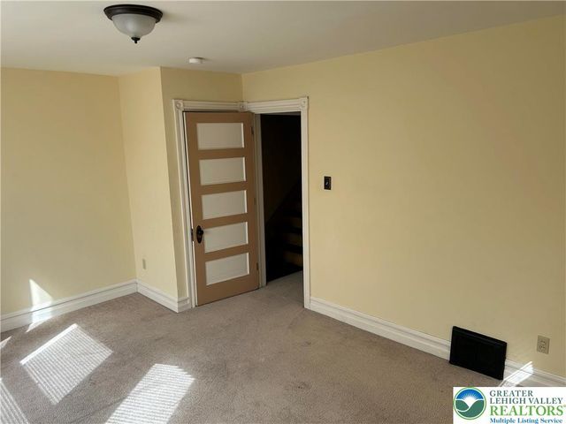 1129 Russell Avenue, Fountain Hill Boro, PA 18015