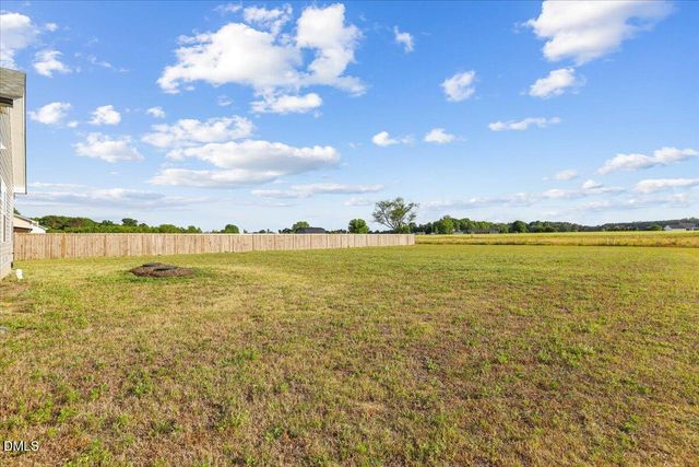 398 Sandcastle Lane, Four Oaks, NC 27524