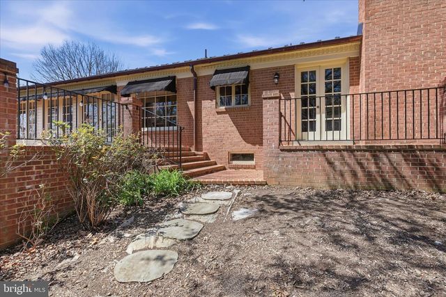 466 MERRIMANS LN, Winchester, VA 22601