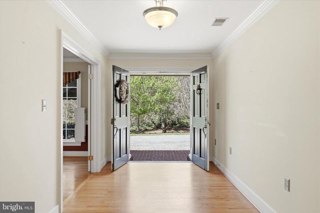 466 MERRIMANS LN, Winchester, VA 22601
