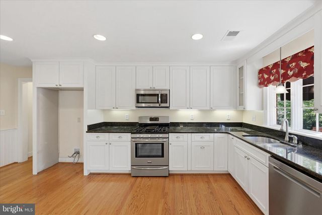 466 MERRIMANS LN, Winchester, VA 22601