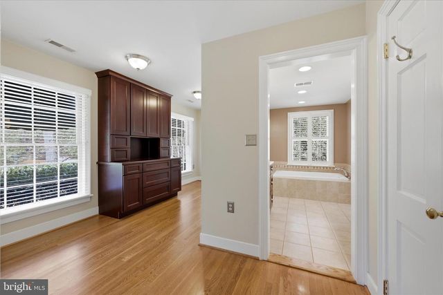 466 MERRIMANS LN, Winchester, VA 22601