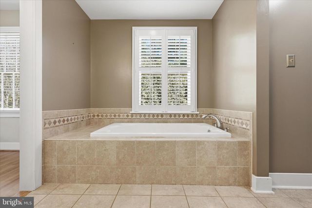 466 MERRIMANS LN, Winchester, VA 22601