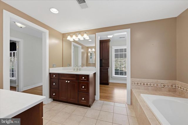 466 MERRIMANS LN, Winchester, VA 22601
