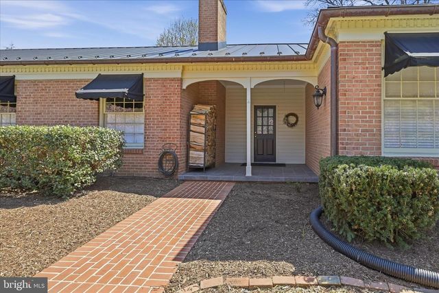466 MERRIMANS LN, Winchester, VA 22601