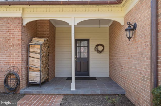 466 MERRIMANS LN, Winchester, VA 22601
