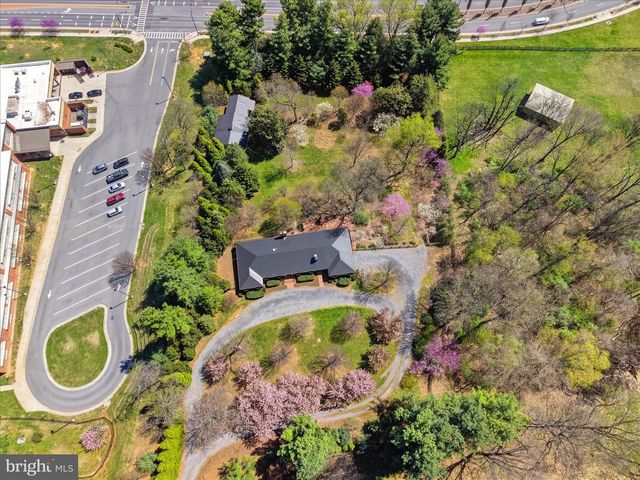 466 MERRIMANS LN, Winchester, VA 22601