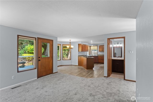7410 Lazy S Lane NE, Bremerton, WA 98311