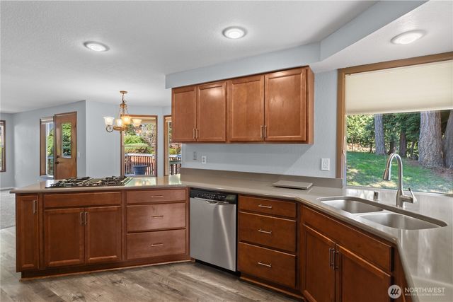 7410 Lazy S Lane NE, Bremerton, WA 98311