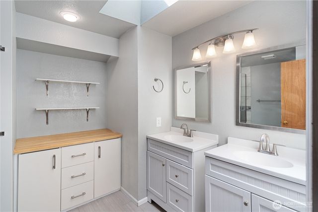 7410 Lazy S Lane NE, Bremerton, WA 98311