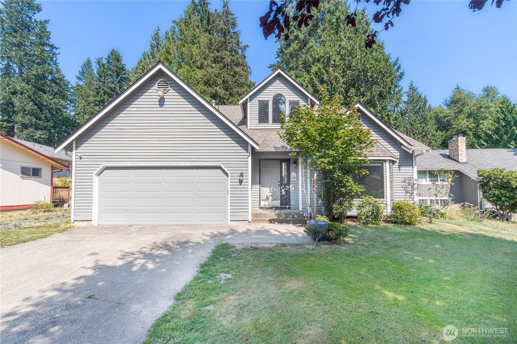 7410 Lazy S Lane NE, Bremerton, WA 98311