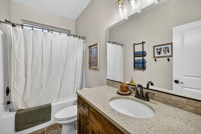 972 NE Steins Pillar Drive, Prineville, OR 97754