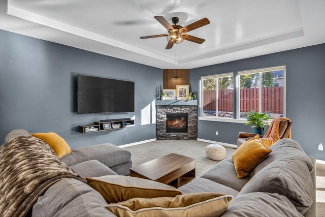 972 NE Steins Pillar Drive, Prineville, OR 97754