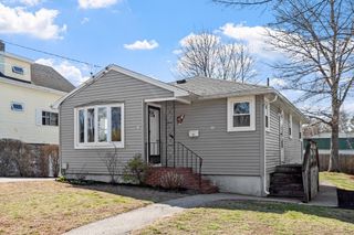 28 Hibiscus Ave, Waltham, MA 02451