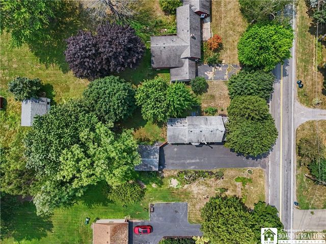 1369 Sturgeon Point Road, Evans, NY 14047