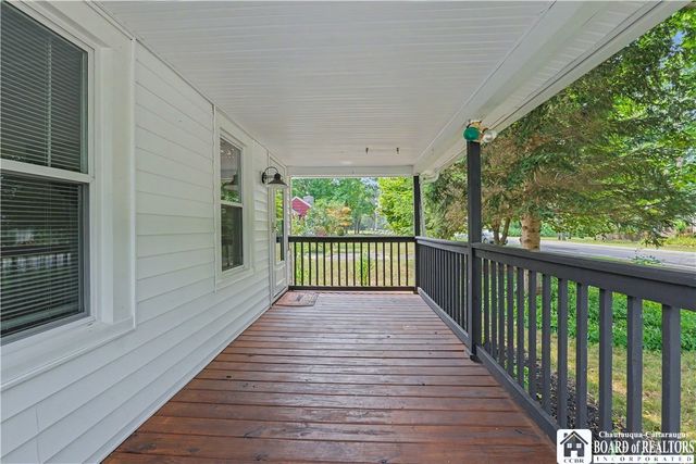 1369 Sturgeon Point Road, Evans, NY 14047