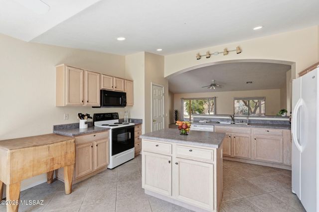 38140 S Granite Crest Drive, Tucson, AZ 85739
