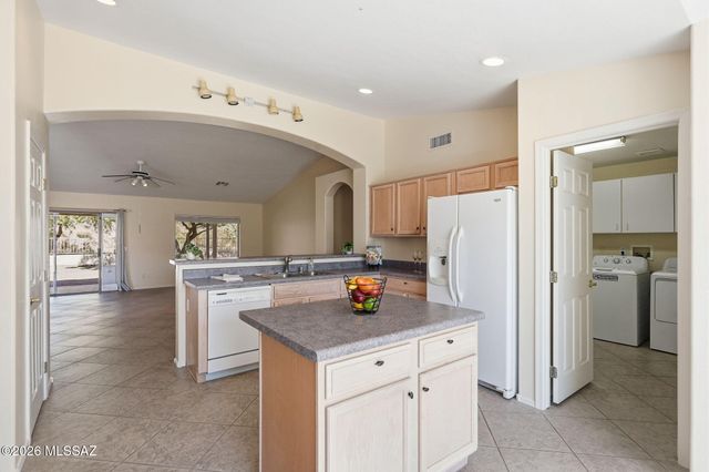 38140 S Granite Crest Drive, Tucson, AZ 85739