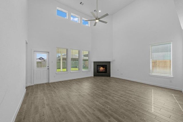 505 Fire Mountain Drive, Waller, TX 77484