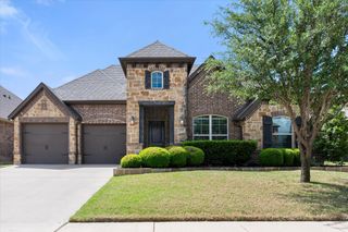2828 Diamond Ridge Drive, Arlington, TX 76001