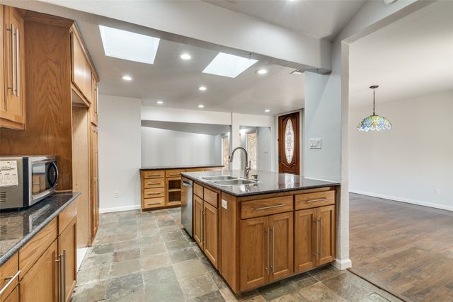 1720 Plummer Drive, Rockwall, TX 75087