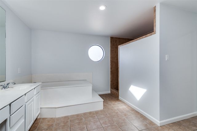 1720 Plummer Drive, Rockwall, TX 75087