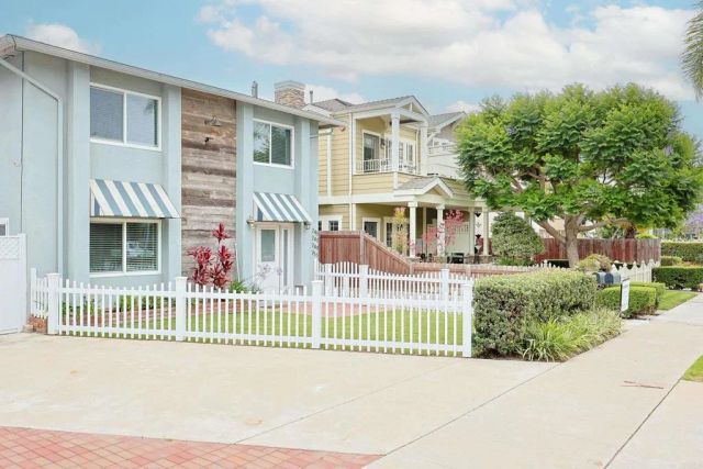 749 D Avenue, Coronado, CA 92118