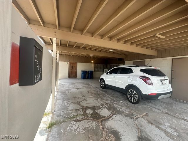 2300 Pardee Place 2300, Las Vegas, NV 89104