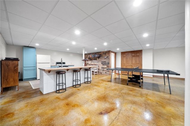 361 Freeport Rd, Summit Twp, PA 16002