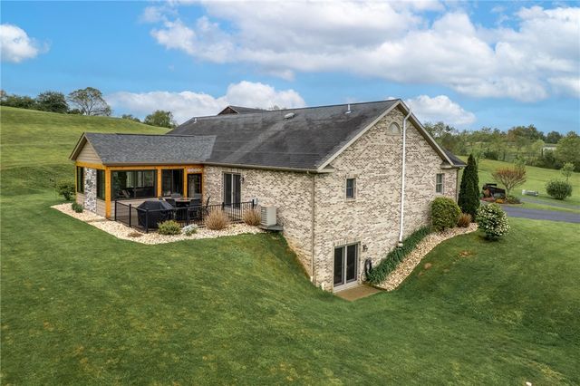 361 Freeport Rd, Summit Twp, PA 16002