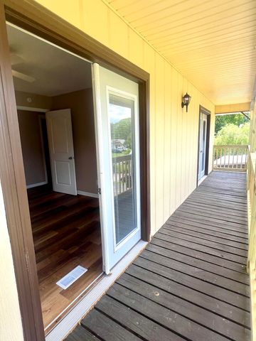 267 Brownwood Circle, Ringgold, GA 30736