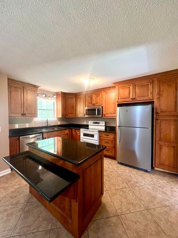 267 Brownwood Circle, Ringgold, GA 30736