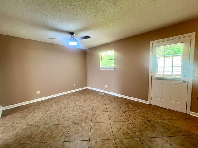 267 Brownwood Circle, Ringgold, GA 30736