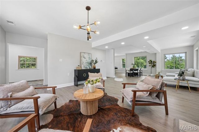 511 Forder Road, Oakville, MO 63129