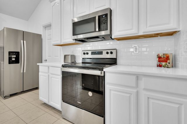 3908 Cloud Cover Road, Fort Worth, TX 76262