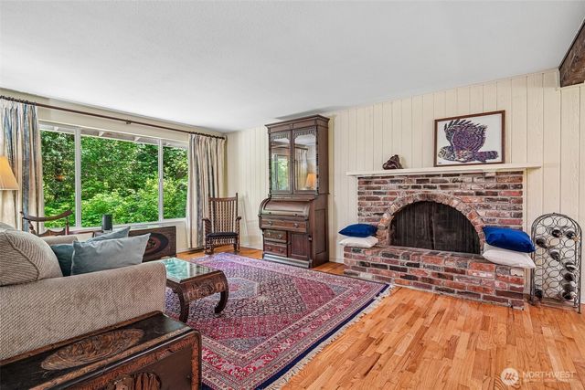 26301 SE 158th Street, Issaquah, WA 98027