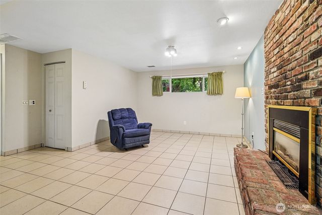 26301 SE 158th Street, Issaquah, WA 98027