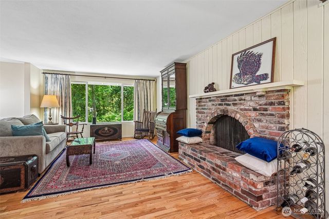 26301 SE 158th Street, Issaquah, WA 98027