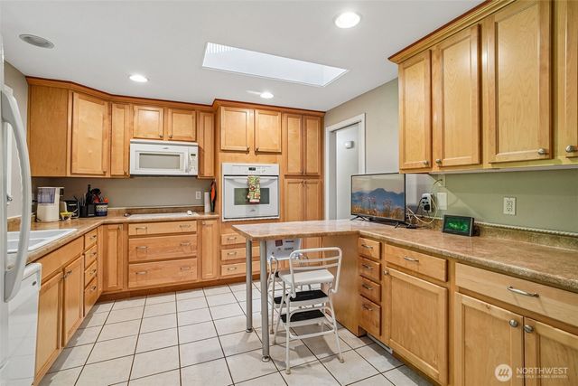 26301 SE 158th Street, Issaquah, WA 98027