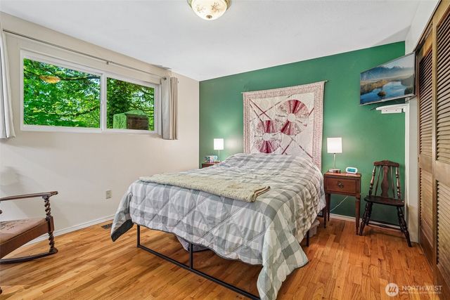 26301 SE 158th Street, Issaquah, WA 98027