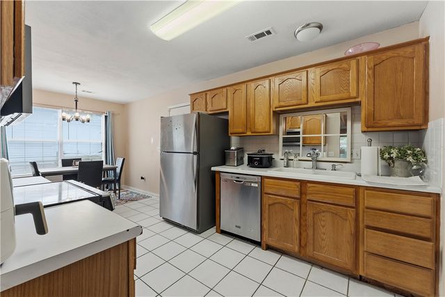 5677 Fountain Street, Fayetteville, AR 72704