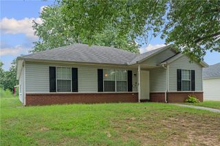 5677 Fountain Street, Fayetteville, AR 72704