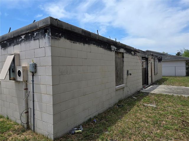 2467 MYAKKA DRIVE, Orlando, FL 32839