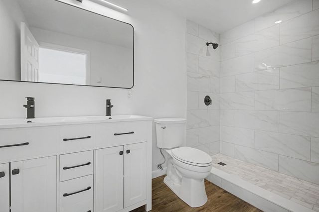 12 Davis Road, Merrimack, NH 03054